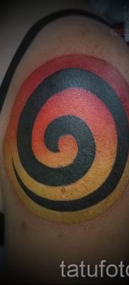 Фото тату спираль для статьи про значение татуировки с этим рисунком — tatufoto.ru — 53