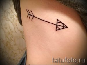 Фото тату тату дары смерти для статьи про значение рисунка татуировки - tatufoto.ru - 12