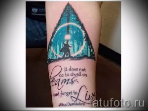 Фото тату тату дары смерти для статьи про значение рисунка татуировки - tatufoto.ru - 47