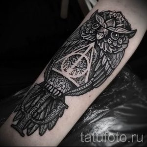 Фото тату тату дары смерти для статьи про значение рисунка татуировки - tatufoto.ru - 74