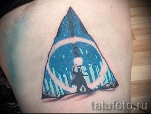 Фото тату тату дары смерти для статьи про значение рисунка татуировки - tatufoto.ru - 81
