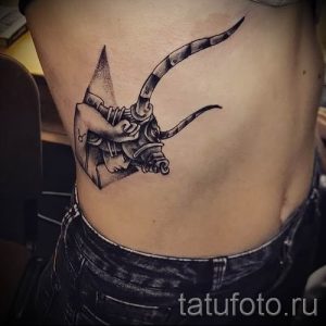 Фото тату телец для статьи про значение татуировки с рисунком телец - tatufoto.ru - 49