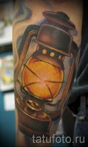 Фото тату фонарь для статьи про значение татуировки с фонарем - tatufoto.ru - 18