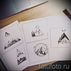 Коллаж из эскизов татуировок с изображением гор, луны, палаток и минималистичных пейзажей. Идеи для небольших тату.