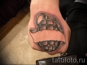тату граната фото готовой татуировки для статьи про значение тату - tatufoto.ru 22
