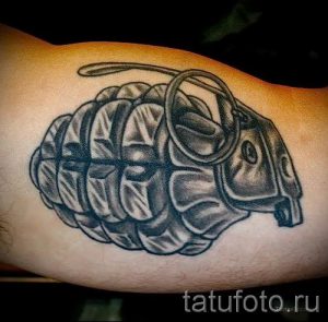 тату граната фото готовой татуировки для статьи про значение тату - tatufoto.ru 39