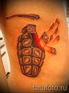 тату граната фото готовой татуировки для статьи про значение тату - tatufoto.ru 40
