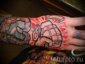тату граната фото готовой татуировки для статьи про значение тату - tatufoto.ru 48