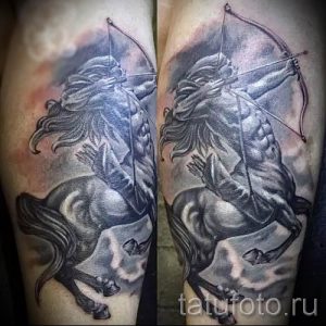 тату кентавр фото - пример для статьи про значение татуировки кентавр - tatufoto.ru - 14