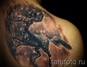 тату кентавр фото - пример для статьи про значение татуировки кентавр - tatufoto.ru - 17