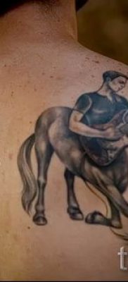 тату кентавр фото — пример для статьи про значение татуировки кентавр — tatufoto.ru — 18
