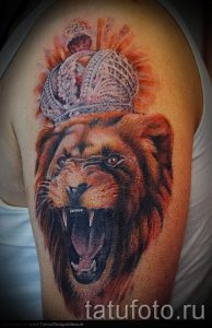 тату лев с короной - фото для статьи про значение татуировки - tatufoto.ru - 15