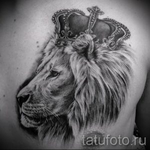 тату лев с короной - фото для статьи про значение татуировки - tatufoto.ru - 30