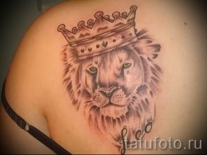 тату лев с короной - фото для статьи про значение татуировки - tatufoto.ru - 31
