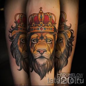 тату лев с короной - фото для статьи про значение татуировки - tatufoto.ru - 64