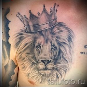 тату лев с короной - фото для статьи про значение татуировки - tatufoto.ru - 65