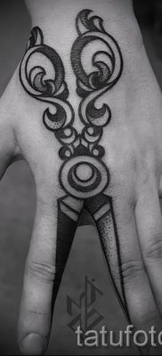 тату ножницы фото пример для статьи про значение рисунка татуировки — tatufoto.ru — 10