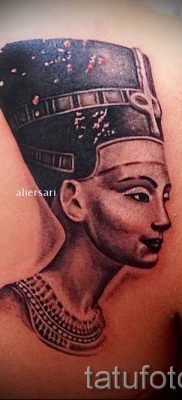 фото классной готовой тату Нефертити для статьи про значение 2