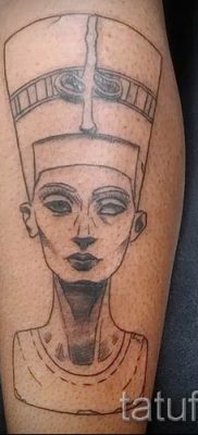 фото классной готовой тату Нефертити для статьи про значение 9