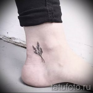 фото пример тату лаванда для статьи про значение этой татуировки 17