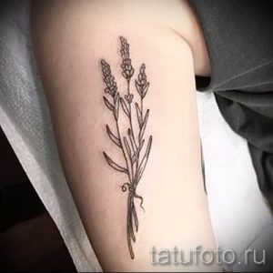фото пример тату лаванда для статьи про значение этой татуировки 19