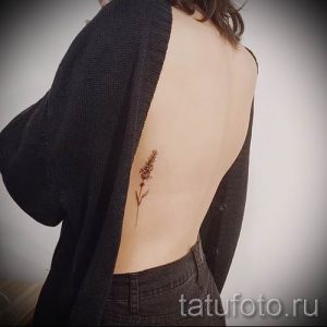 фото пример тату лаванда для статьи про значение этой татуировки 26