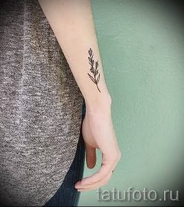 фото пример тату лаванда для статьи про значение этой татуировки 27