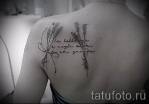 фото пример тату лаванда для статьи про значение этой татуировки 43