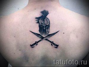 фото пример тату меч - картинка для статьи про значение татуировки 10