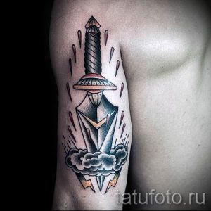 фото пример тату меч - картинка для статьи про значение татуировки 12