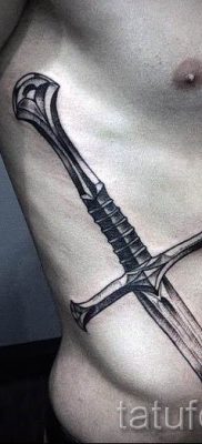 фото пример тату меч — картинка для статьи про значение татуировки 28