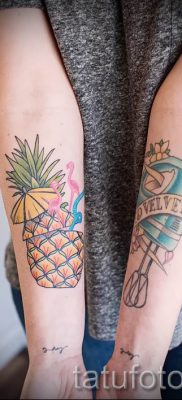 фото тату ананас для статьи про значение татуировки с ананасом — tatufoto.ru — 3