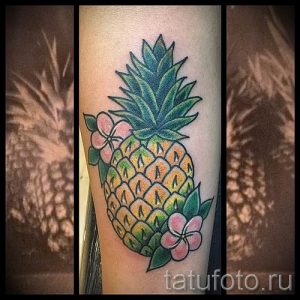 фото тату ананас для статьи про значение татуировки с ананасом - tatufoto.ru - 4