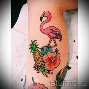 фото тату ананас для статьи про значение татуировки с ананасом - tatufoto.ru - 7