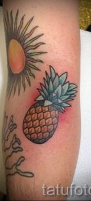 фото тату ананас для статьи про значение татуировки с ананасом — tatufoto.ru — 10