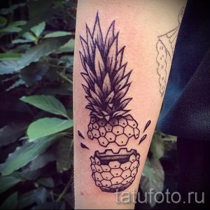 фото тату ананас для статьи про значение татуировки с ананасом - tatufoto.ru - 20