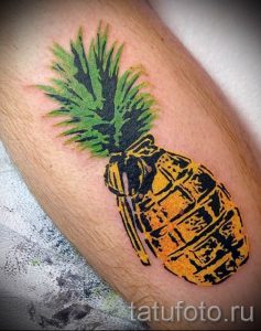 фото тату ананас для статьи про значение татуировки с ананасом - tatufoto.ru - 30