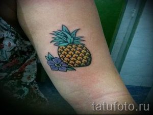 фото тату ананас для статьи про значение татуировки с ананасом - tatufoto.ru - 38