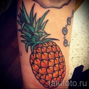 фото тату ананас для статьи про значение татуировки с ананасом - tatufoto.ru - 45