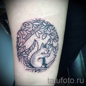 фото тату белка для статьи про значение татуировки с белкой - tatufoto.ru - 14