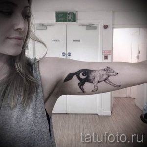 фото тату волчица для статьи про значение татуировки волчица - tatufoto.ru - 34