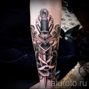 фото тату кинжал и роза пример для статьи про значение татуировки - tatufoto.ru - 15