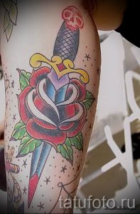 фото тату кинжал и роза пример для статьи про значение татуировки - tatufoto.ru - 18