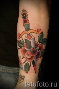 фото тату кинжал и роза пример для статьи про значение татуировки - tatufoto.ru - 29