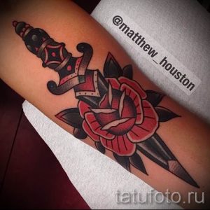 фото тату кинжал и роза пример для статьи про значение татуировки - tatufoto.ru - 55