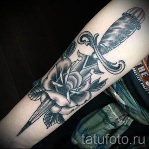 фото тату кинжал и роза пример для статьи про значение татуировки - tatufoto.ru - 59