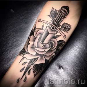 фото тату кинжал и роза пример для статьи про значение татуировки - tatufoto.ru - 60