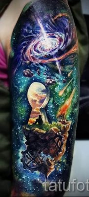 фото тату космос для статьи про значение космических татуировок — tatufoto.ru — 3