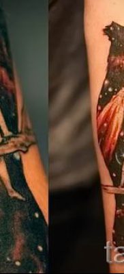 фото тату космос для статьи про значение космических татуировок — tatufoto.ru — 8