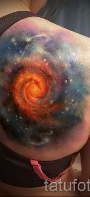 фото тату космос для статьи про значение космических татуировок — tatufoto.ru — 9